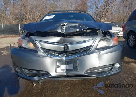 2014 Acura Ilx Hybrid 1.5L z USA, uszkodzony, nr VIN 19VDE3F79EE300104